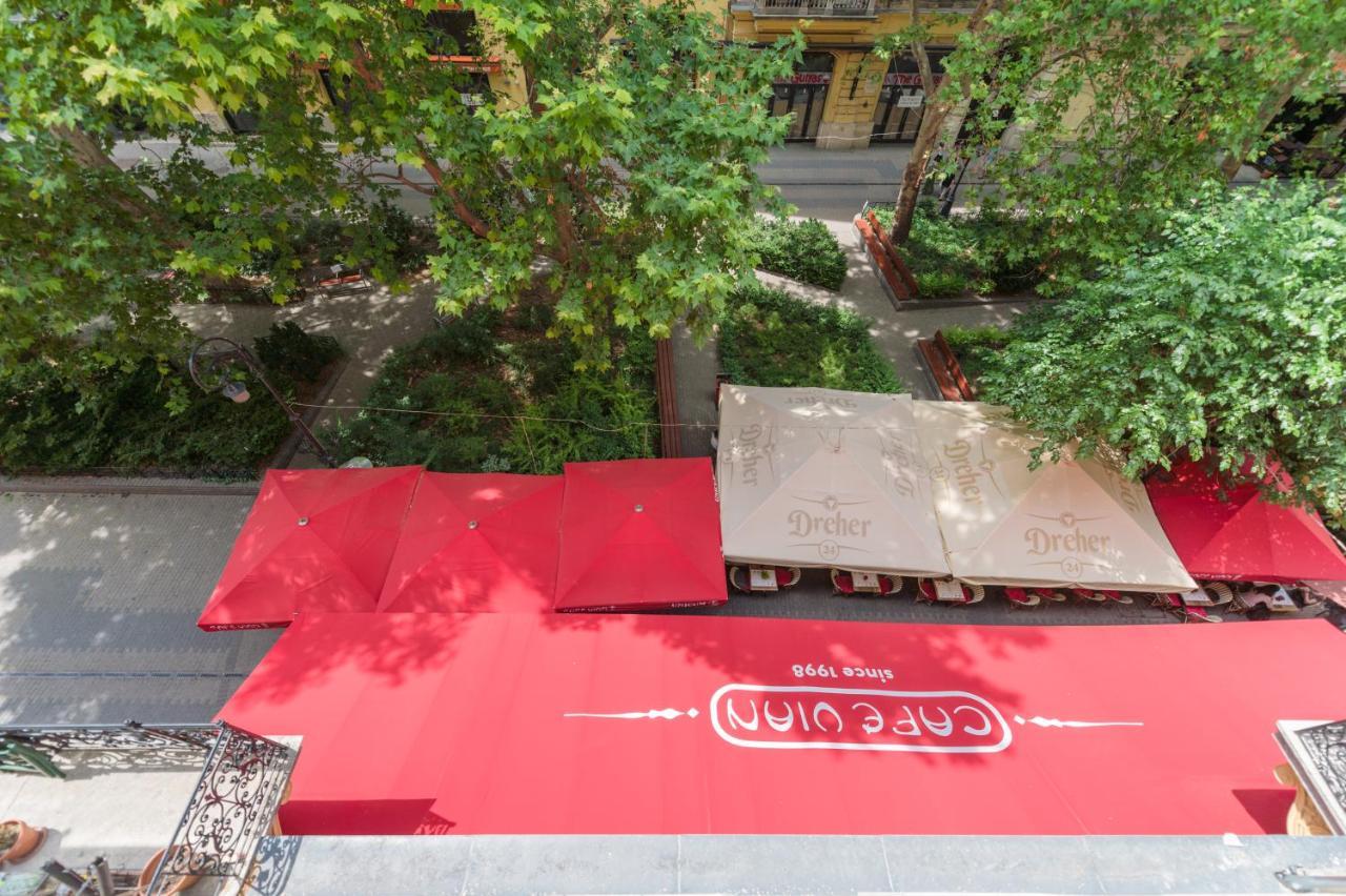 Music Academy Suite Cafe Vian Apartman Kft Budapest Exterior foto